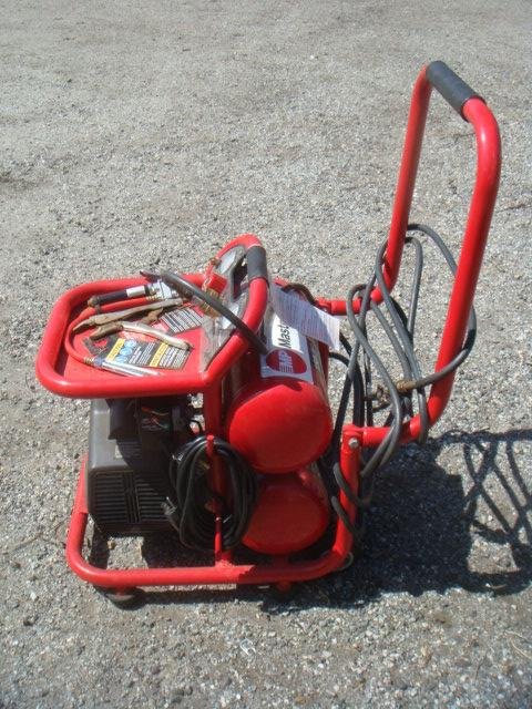 Master Power Twin Stack Air Compressor Oct 18 2015 Phoebus Auction Gallery In Va
