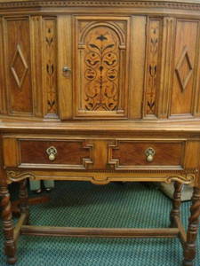 TELL CITY FURNITURE Co. Inlaid Oak Chest on Chest: