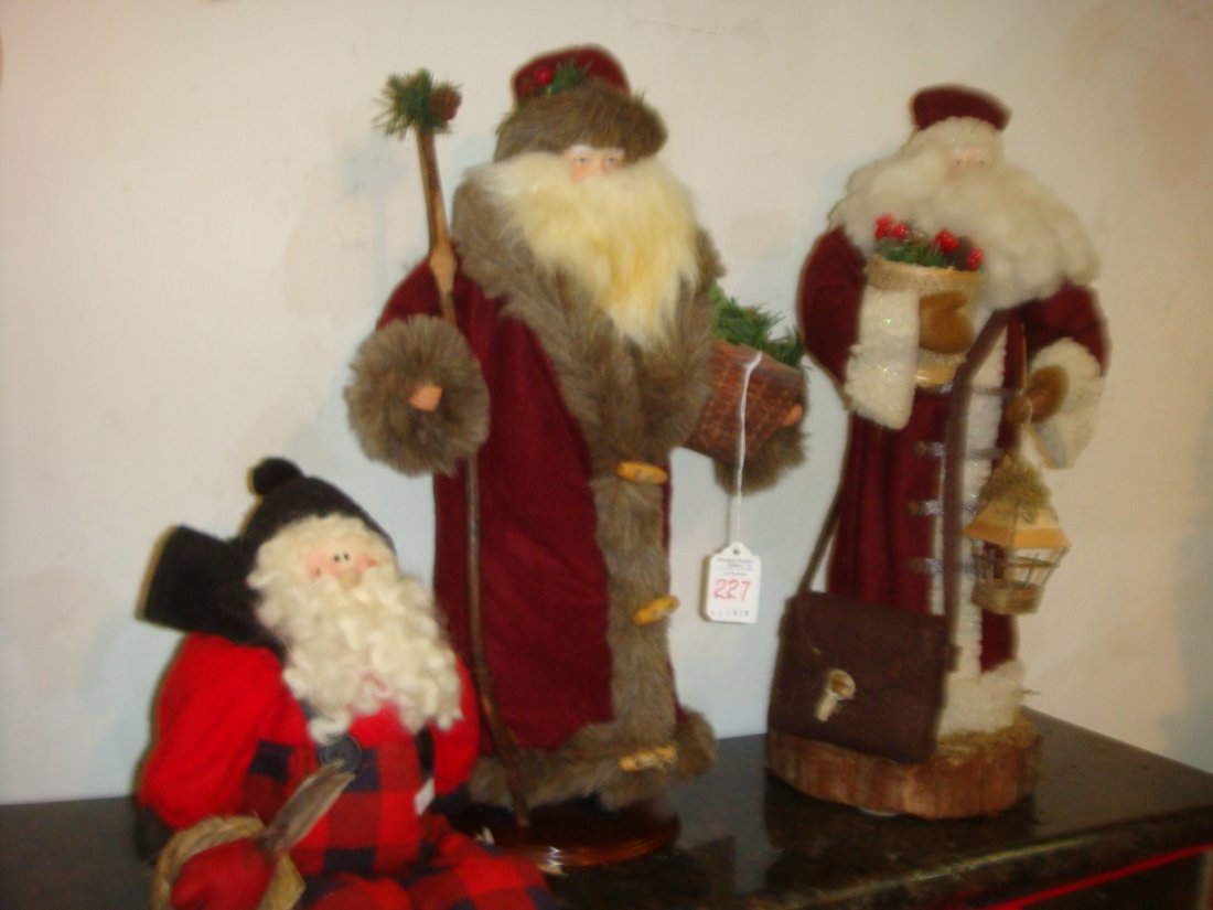 A Trio of Santa's: (1 of 3)