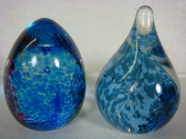 Four Small CAITHNESS Glass Paperweights with Boxes:: Four Small CAITHNESS Glass Paperweights with Boxes: Collectors' Society Paperweights Include; 2002 Raindrop, 3"T. 2004 Egg Shaped Fortune with Bag, 3"T. Millennium Miniature, 2"T. 2005 Weaver with Bag
