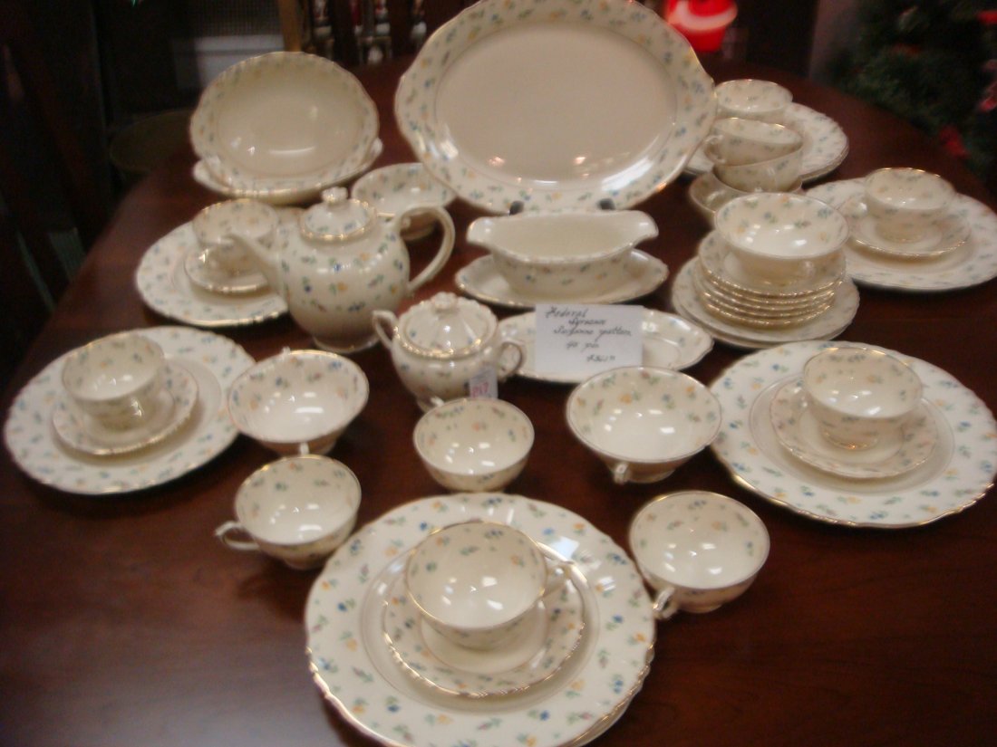 SYRACUSE China "Suzanne" Dinnerware, 45 Pieces:: SYRACUSE China "Suzanne" Dinnerware, 45 Pieces: Federal Shape, Made in America. Floral Rims on Ivory Ground with Gold Accents. Eight 10" Plates, 2 Bread Plates, 5 Double Handled Soup Bowls, 2 Oval Veg