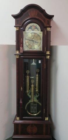 KIENINGER Long Case Mahogany Grandfather Clock:: KIENINGER Long Case Mahogany Grandfather Clock: Made in Germany. Strike and Chime with 3 Chime Settings, Silent and Night Off Switches. Calendar, Moon Phase and Second Hand. Brass Face with Roman Numb