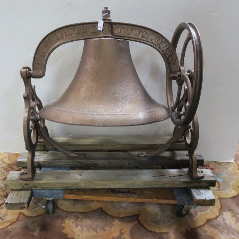 Cast Iron FREDERICKTOWN #6 School Bell: (1 of 5)