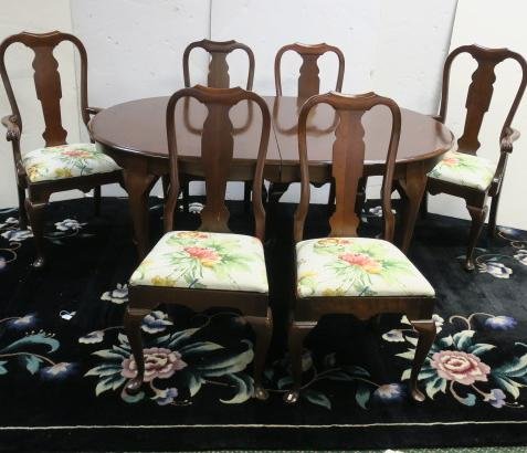 PENNSYLVANIA HOUSE Solid Cherry Table with 6 Chairs: (1 of 3)