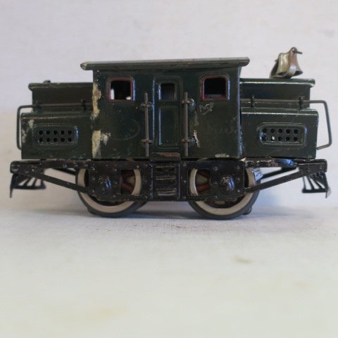 Rare Early Lionel 153 New York Central Yard Engine:: Rare Early Lionel 153 New York Central Yard Engine: CA 1924-25, Missing Headlight, Some overpainting. (100-200)