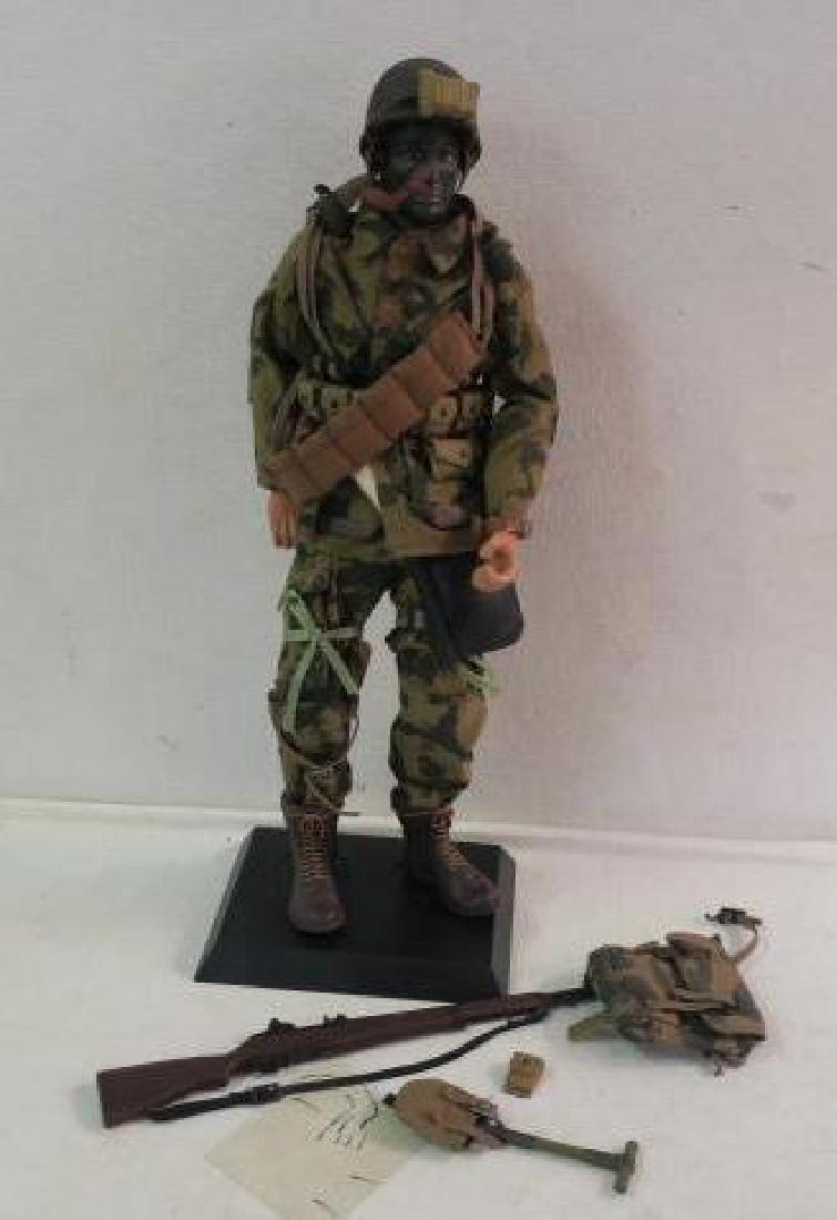 HASBRO GI JOE "WORLD WAR II US PARATROOOPER:": HASBRO GI JOE "WORLD WAR II US PARATROOOPER:" 82nd Airborne Division Paratrooper Camo'd up and Ready to Jump on D-Day. Helmet with First Aid Pouch, M1 Rifle, Boot Fighting Knife, Gasmask Bag, M1911 Pi