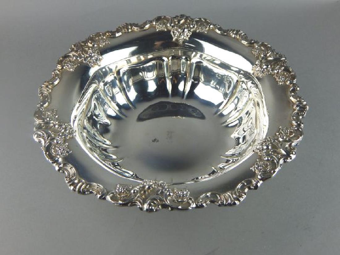 Wallace Baroque Serving Bowl (1 of 4)