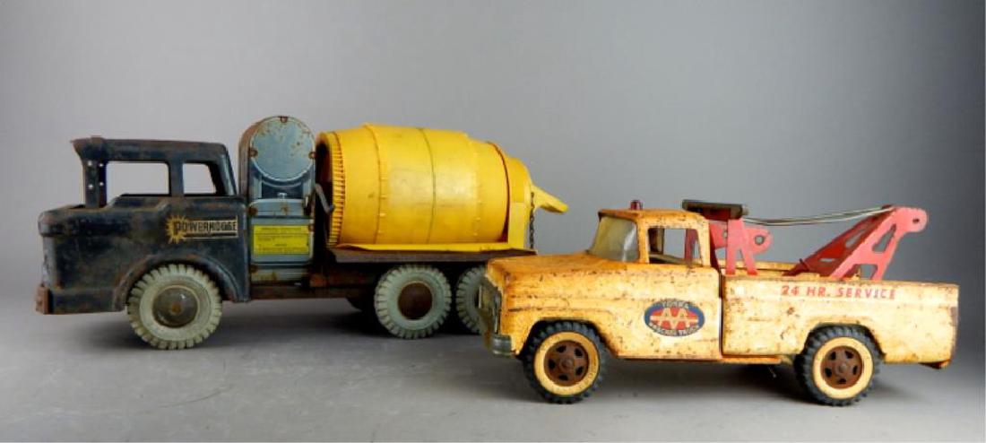 Vintage Tonka Cement Mixer and Wrecker Truck: Powerhouse cement truck measures 9" x 21" and wrecker 6" x 14". Both in original condition. Estimate $100 - $200 Starting Bid $20