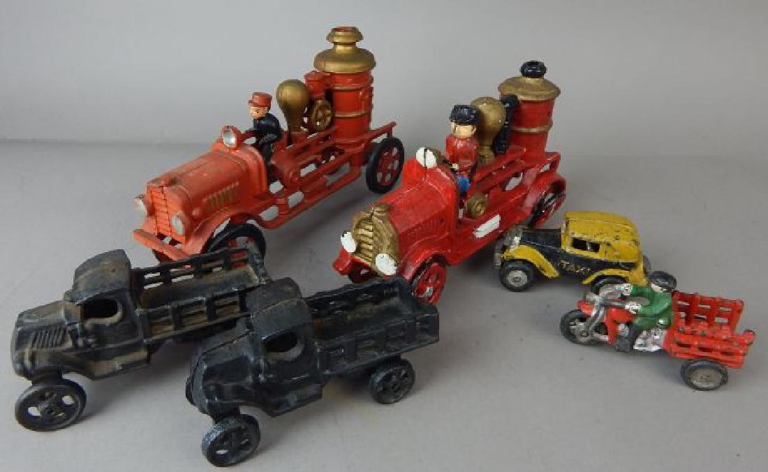 Collection of Six Pieces Cast Iron Toys (1 of 6)