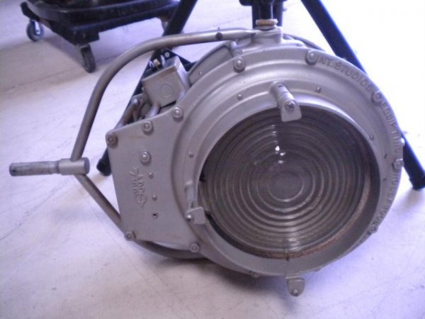 A1-66 SPOT LIGHT: A1-66 SPOT LIGHT