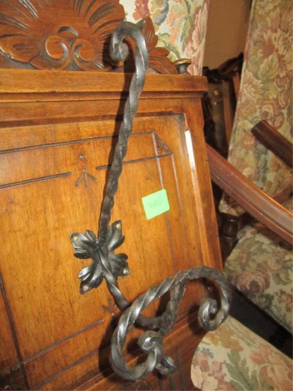 (NV) COAT RACK: In good condition. Measures 20 1/2" tall x 14 1/2" wide.