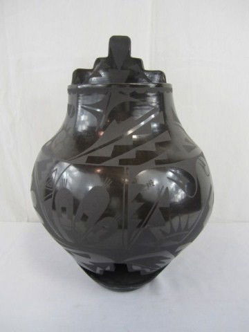 A32-7 CARMELITA DUNLAP POTTERY: From San Ildefonso Pueblo New Mexico. Signed on bottom. 20th Century. In good condition. Measures 19" tall. Estimate $2,000 - $3,000