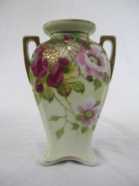 C80-2 NIPPON FLORAL VASE: Hand painted. Measures 6" tall x 4" wide. Estimate $40 - $80