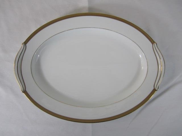 F12-2 NORITAKE CHINA PLATTER: Measures 16" x 12". Estimate $40 - $100 Starting Bid $20