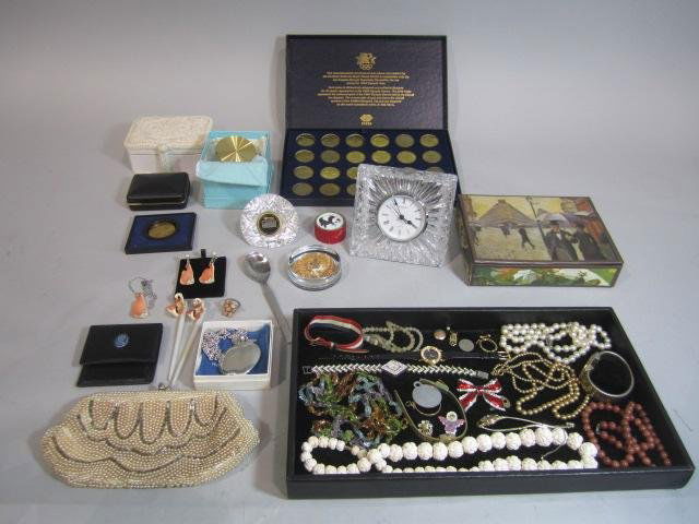 G77-2 COLLECTION OF ASSORTED ITEMS: Including two Waterford crystal clocks, one Tiffany clock(with corrosion inside), 1 Lladro wallet, Reed & Barton pewter pendant and glass paperweight. Costume jewelry, beaded purse & Olympic Commemora