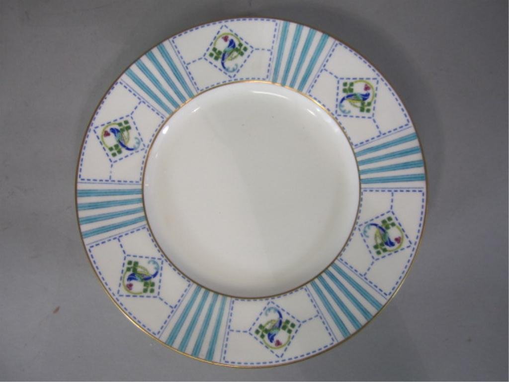 H25-93 MINTONS PLATES: Total of 6 pieces. Estimate $50 - $100 Starting Bid $20