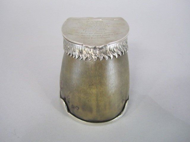 C45-9 ENGLISH STERLING SILVER AND HOOF STAMP BOX: commemorating " Favo" the property of W Fallin. Athgarvan Lodge Stud C. kildare fualed 1876. Died 1894. " The sire of more winners than any horse which stood in Ireland. Since birdcatcher. Measures 3 
