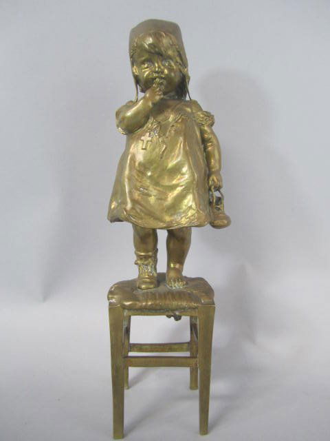 A23-17 ORIGINAL BRONZE BY ARTIST JUAN CLAIRE: Signed. Depicting a little girl of Munich. Measures 13 1/2" tall. Good condition. Estimate $400 - $700 Starting Bid $100