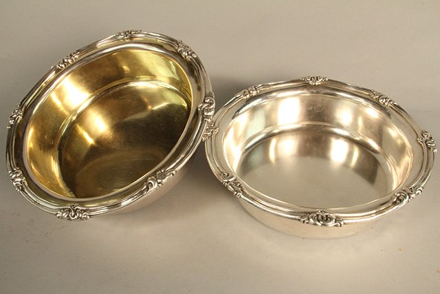 C45-21 PAIR OF VERY IMPORTANT RUSSIAN SILVER BOWLS