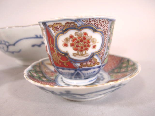 C45-40 GROUP OF ASIAN PORCELAIN ITEMS - 2
