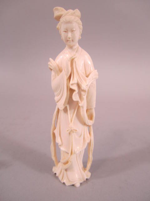 C45-46 CHINESE IVORY DOCTORS LADY & QUAN YEN - 3