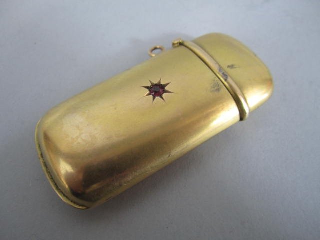 A45-28 14K GOLD MATCH SAFE WITH INSET RUBY