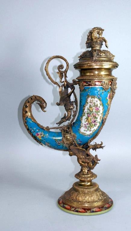 A45-10 PORCELAIN & BRONZE COVERED CORNUCOPIA