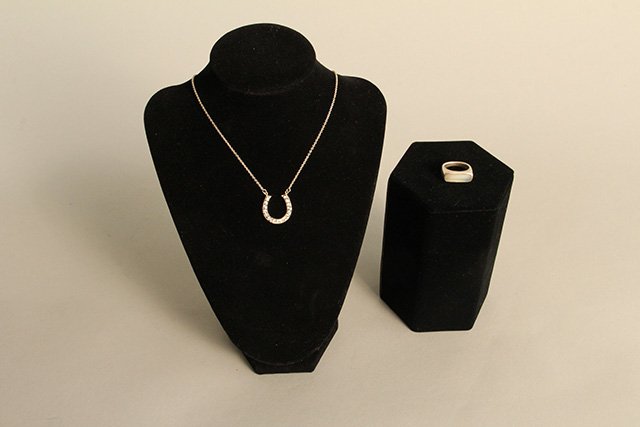 J13-1 TIFFANY & CO NECKLACE & MOTHER OF PEARL RING: 16" Horse shoe necklace is marked Tiffany & Co. 925 and the ring is only marked 925, it is not Tiffany. Good condition. Estimate $300 - $400 Starting Bid $50