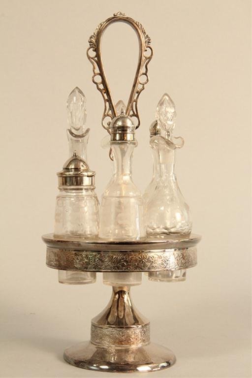 A77-2 GROUP OF SILVER PLATE ITEMS - 3