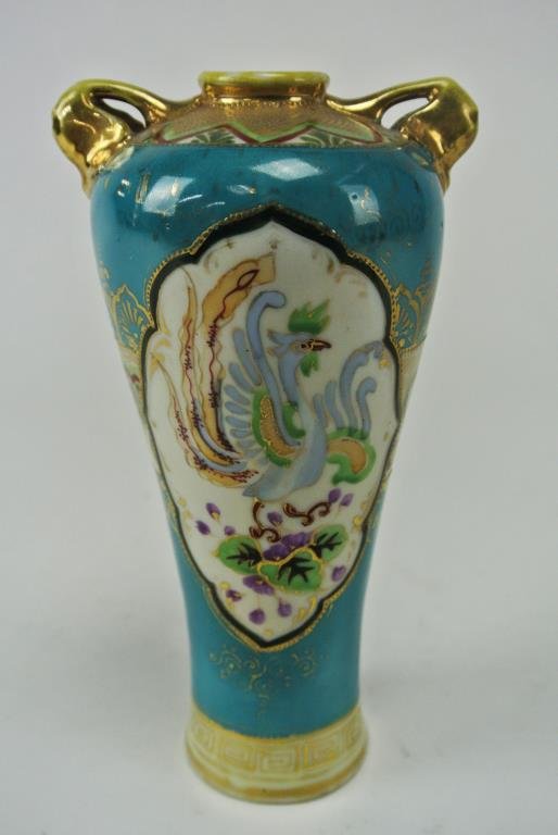 J69-8 NIPPON HAND PAINTED VASE: Measures 9" tall. Estimate $40- 50. Starting Bid $20.