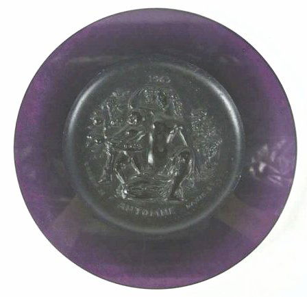 A84A-12 DAUM NANCY PATE DE VERRE PLATE: Measures 10 1/2" diameter. Good condition. Estimate $200 - $300 Starting Bid $150