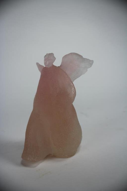 J90-3 DAUM PATE DE VERRE ART GLASS ANGEL: Graceful Limited Edition 74/500. Designed by Pascale Boucholzer. Measures 5 1/2". Estimate $400 - $800 Starting Bid $100