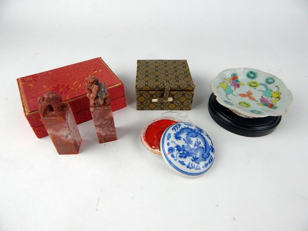 A1-3  TWO CHINESE STAMPS, ROUND INK BOX, & DISH (1 of 9)