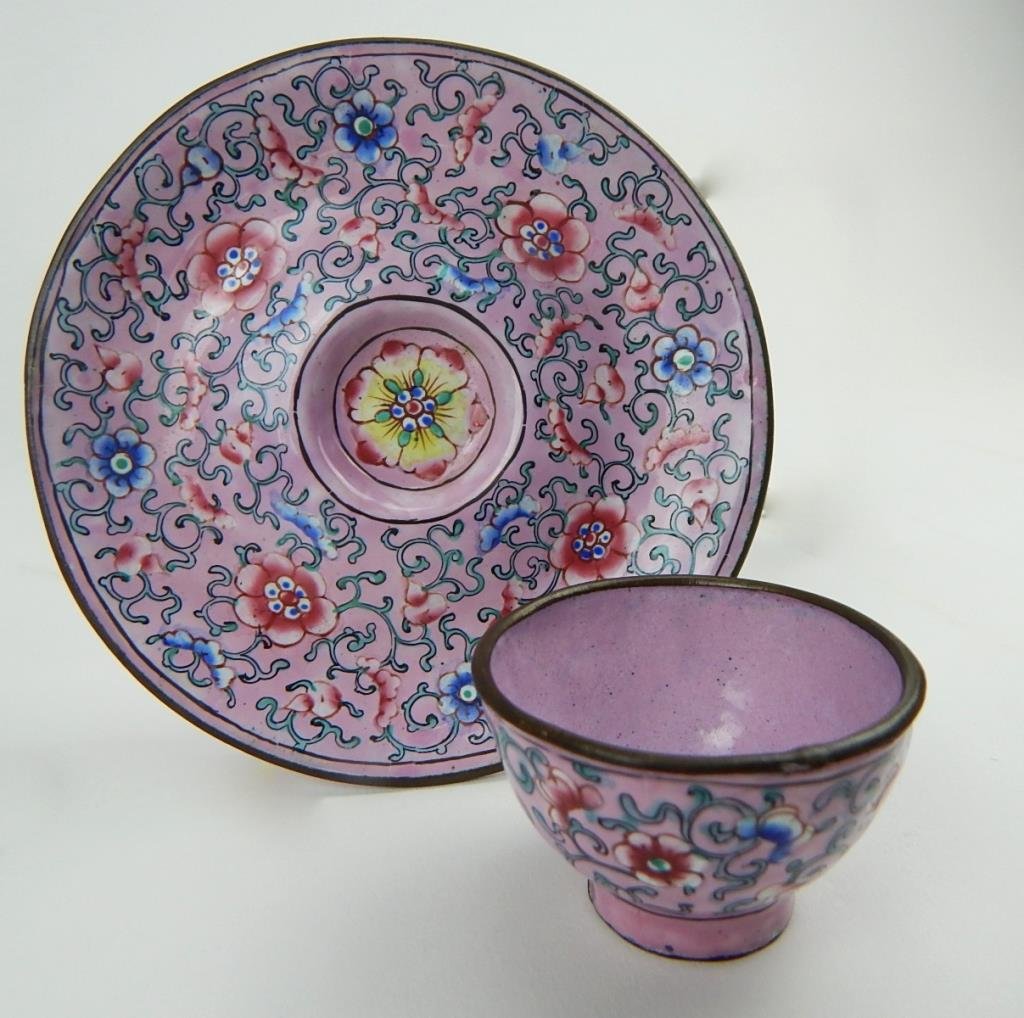 F95-2  CHINESE ENAMEL ON BRONZE SAKE CUP & SAUCER (1 of 7)