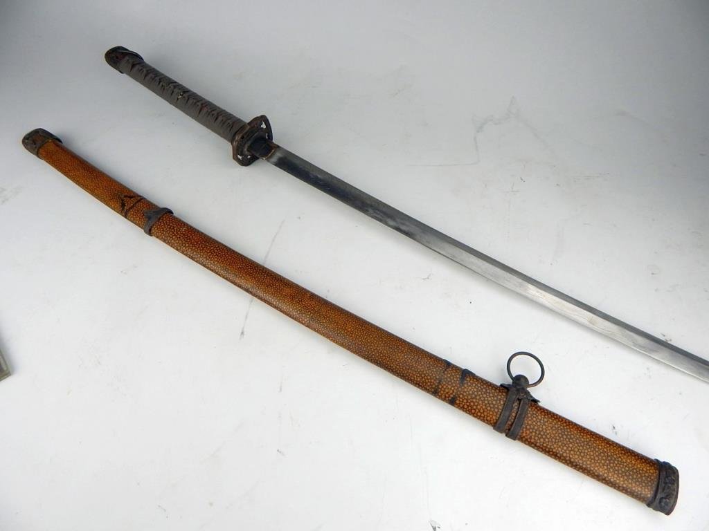 A3-12  ANTIQUE SAMURAI SWORD WITH SHEATH (1 of 7)