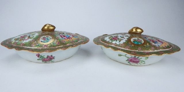 K13-17  TWO CHINESE ROSE MEDALLION COVERED DISHES (1 of 9)