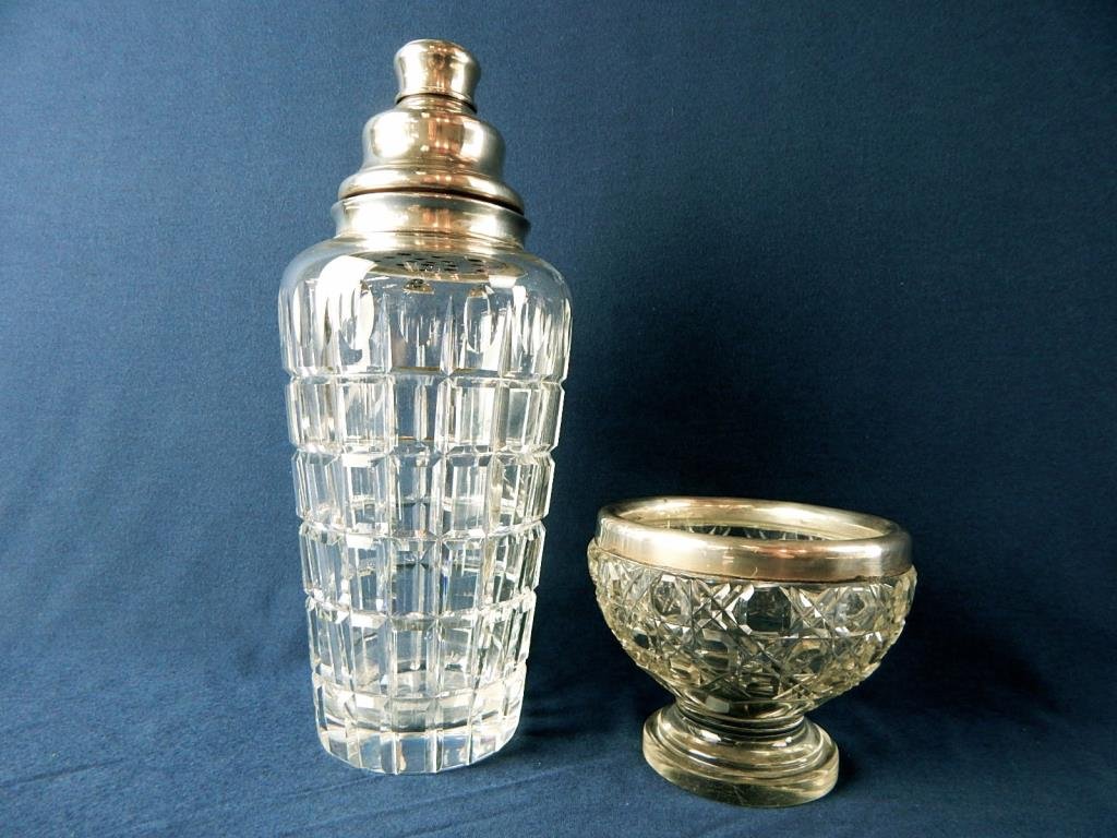 J65-28  HAWKES CRYSTAL DECANTER & CRYSTAL BOWL (1 of 6)