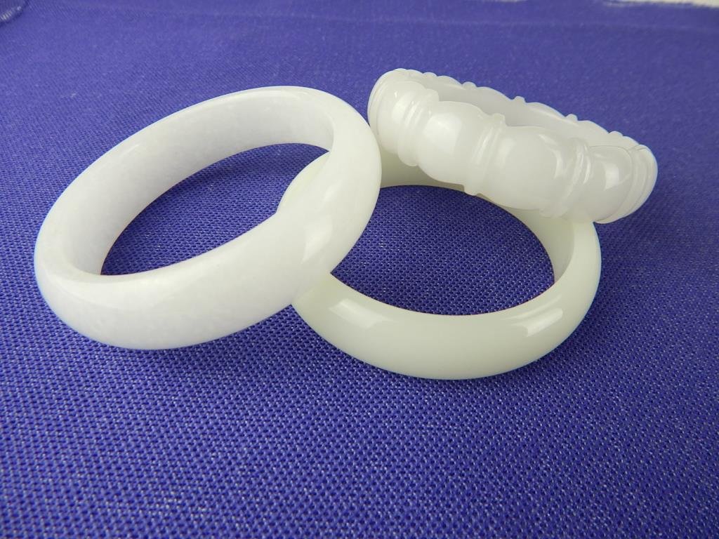 K13-149  THREE CHINESE CARVED WHITE JADE BANGLES (1 of 1)