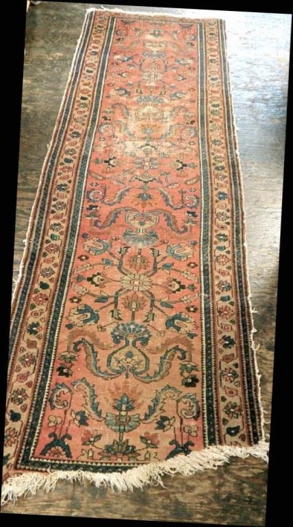 J65-49  OLD PERSIAN RUNNER (1 of 8)
