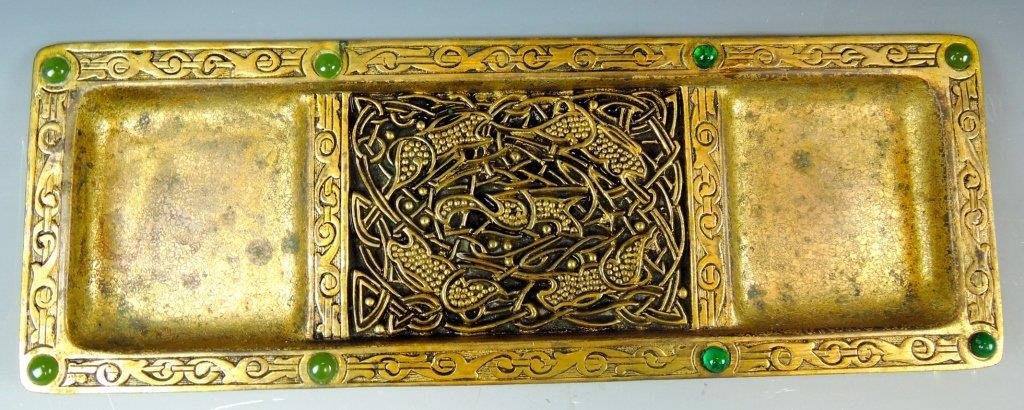 A44-31  TIFFANY STUDIOS NEW YORK BRONZE PEN TRAY (1 of 1)