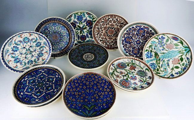 14 Turkish Kutahya Hand Painted Ceramic Plates (1 of 7)