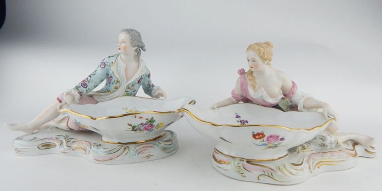 Pair of Dresden Porcelain Sweetheart Dishes (1 of 6)