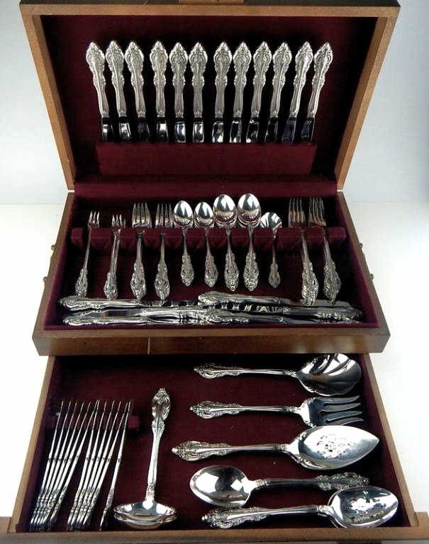 Oneida "Artistry" Community Flatware (1 of 4)