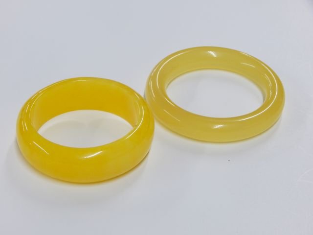 Yellow Amber Bangle Bracelets (1 of 1)