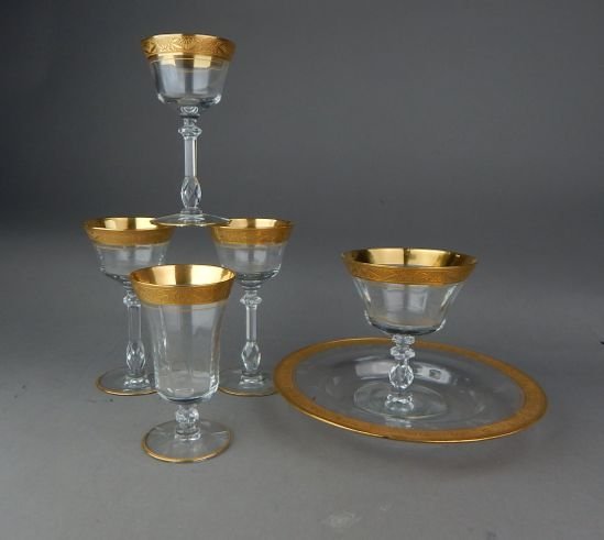 Six Assorted Moser Gilt Glass Items (1 of 3)