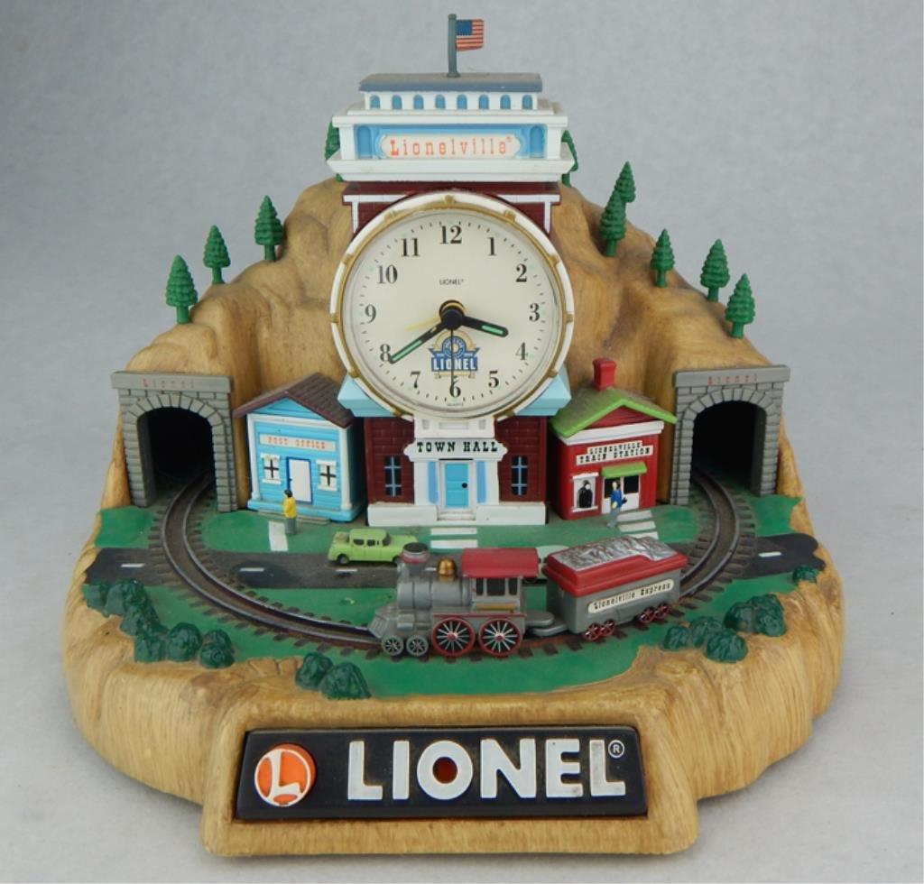 Lionel Train Station Clock with Train (1 of 9)