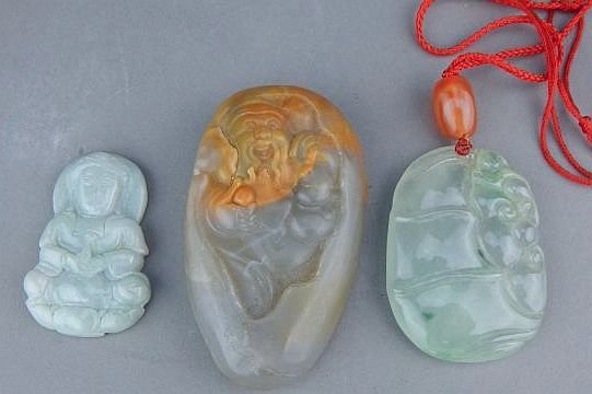 Three Chinese Carved Jade Pendants (1 of 5)