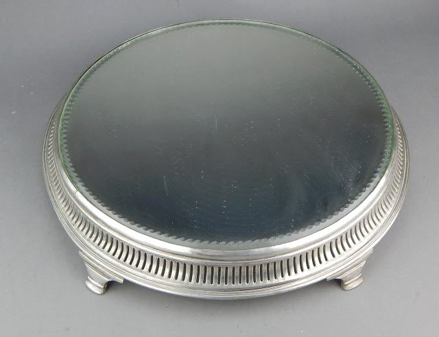 Eureka Silver Company Mirrored Plateau (1 of 4)