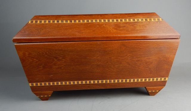 Inlaid Humidor (1 of 5)