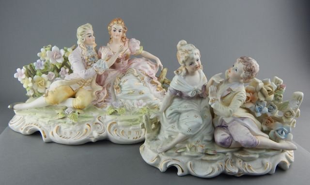 Two Porcelain Courting Couples Music Box Lamps (1 of 9)